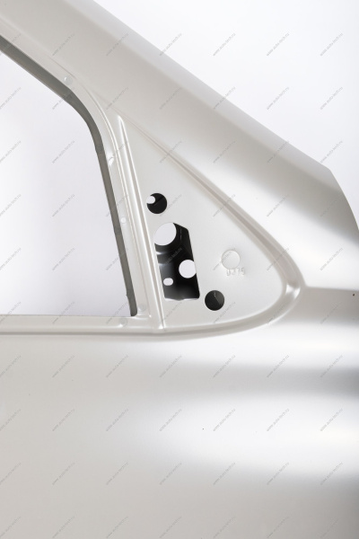 Дверь ВАЗ-1118/2190 передняя правая с отв. под молдинг (KALINA Cross) (катафорезный грунт Lada LADA 8460013508