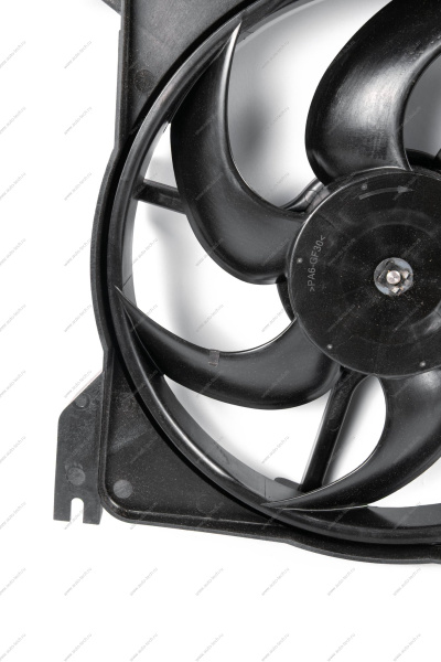 Вентилятор охлаждения ВАЗ-2190 до 2015 с кожухом к рад с кондиционером. PEKAR Pekar 21900133202511