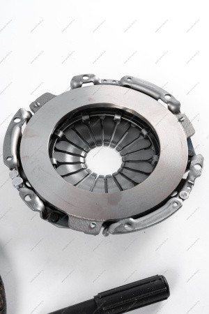 Комплект сцепления без подшипника для а/м Lada Largus / Xray / Iskra с дв.11182/21129 d=215мм (Автоприбор) ORIGINAL Lada LADA 8450120640