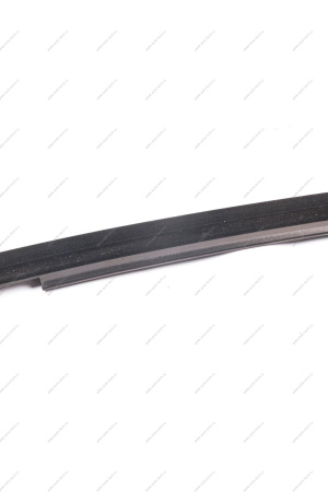 Бархотка стекла двери ВАЗ-21214 горизонтальная наружняя правая (БРТ) Lada LADA 212146103282Р