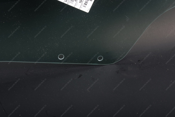 Стекло LADA Largus двери переднее левое Tinted тонир (AGC) Lada LADA 803016965R