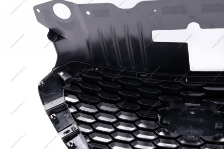 Решетка радиатора верхняя Datsun/mi do хэтчбек Nissan NISSAN 21970280305600