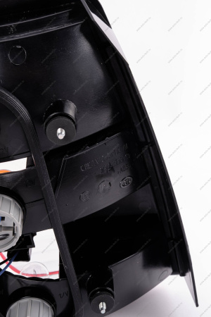 Фонарь ВАЗ-2190 задний правый (седан) (Автосвет) (упак. ОАТ) Lada LADA 21900371601090 Фонарь ВАЗ-2190 задний правый (седан) (Автосвет) (упак. ОАТ) Lada LADA 21900371601090