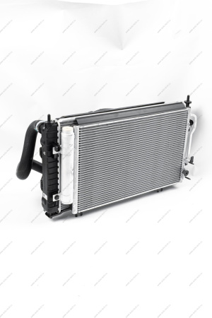 Радиатор охлаждения ВАЗ-2190/Datsun 2015- + рад.конд. с 1 эл. вент.и патрубками МКПП н/о в сборе Lada LADA 8450110795