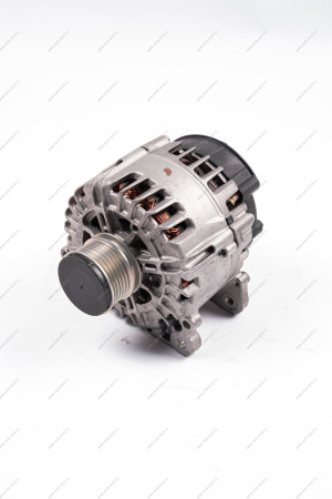 Генератор 150А RENAULT Duster 1 5 dci 4x4 Renault RENAULT 231006833R