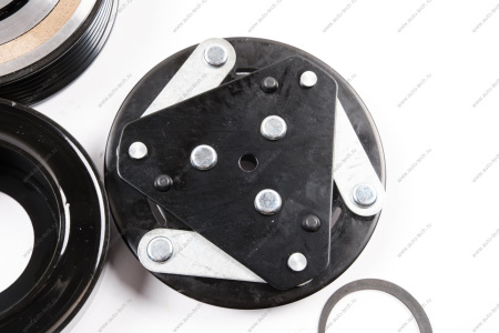 Муфта в сборе LADA Largus для компрессора 926000097R (подшипник NSK) CMA2 CMA2 C21023MA