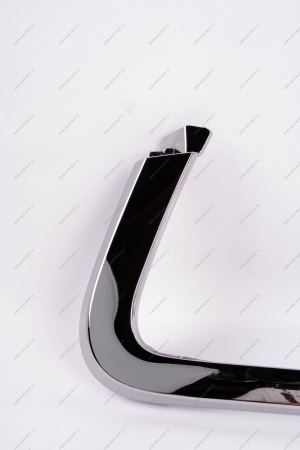 Молдинг переднего бампера верхний правый Lada Vesta SW Cross Lada LADA 8450031302