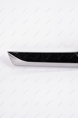 Молдинг переднего бампера нижний правый (хром) LADA Vesta FL Lada LADA 8450040052