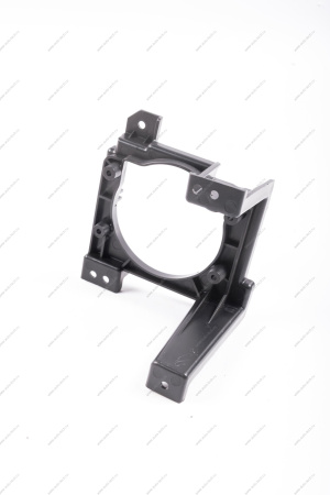 Кронштейн крепления противотуманной фары левый с 12,08,2019. Lada Vesta SW Cross /Cross седан Lada LADA 8450033261