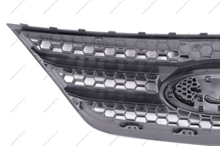 Решетка переднего бампера верхняя нов/ обр. Largus Cross Lada LADA 8450091244