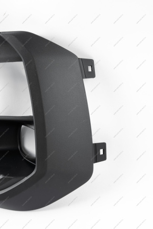 Облицовка ПТФ правая ( без отв под парктроник) LADA Vesta SW Cross FL Lada LADA 8450041569