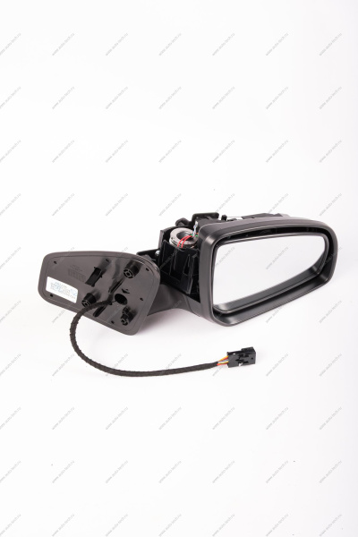 Зеркало наружное заднего вида правое электропривод с повторителем LADA Largus (FL) NEW (без накладки 8450108105) Lada LADA 8450091004