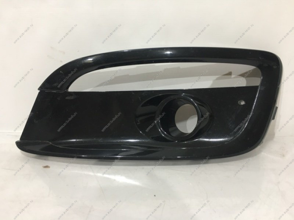 Решетка левая с отверстием под ПТФ с ДХО Kia Ceed 2012-2018 Jorden Jorden JH03-CED16-004BL