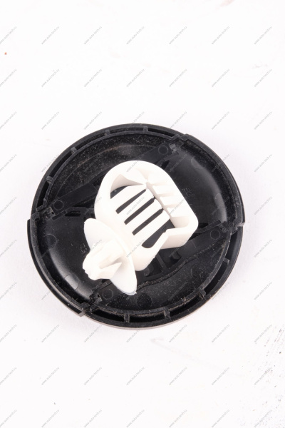 Клипса Lada Vesta крепления жгута проводов. трубки кондиц. Renault RENAULT 7703079740