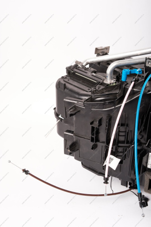 Модуль отопления, вентиляции и кондиционирования с рециркуляцией, с механическим (тросовым) приводом управления COMFORT Lada Vesta NG ( VALEO) Lada LADA 8450032252