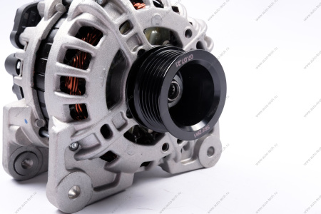 Генератор 90А LADA Largus 231004527R Renault RENAULT 231005780R