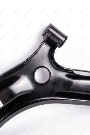 Рычаг LADA Vesta/Веста нижний правый с шаровой опорой и шарнирами в сборе (без гайки) Lada LADA 8450006732