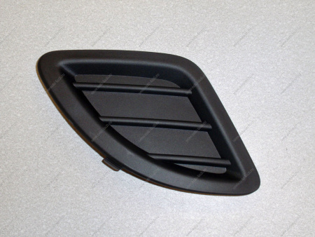 Решетка бампера без отверстия правая 2007-2009г Kia Ceed 2007-2011 KIA HYUNDAI Hyundai/KIA 865641H010