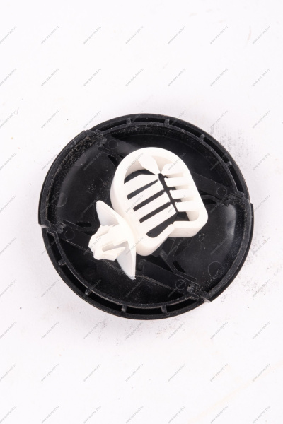 Клипса Lada Vesta крепления жгута проводов. трубки кондиц. Renault RENAULT 7703079740