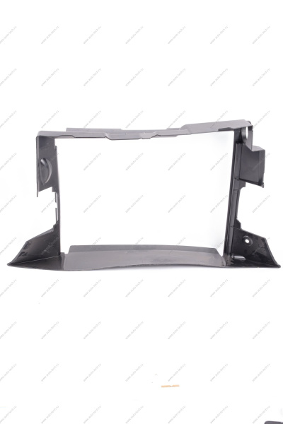 Щиток радиатора (дефлектор) на авто без кондиц. LADA Vesta Lada LADA 8450030226