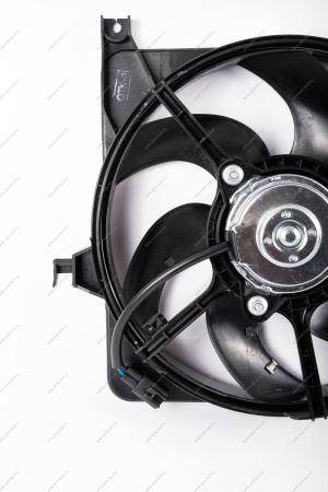 Вентилятор охлаждения с кожухом к радиатору с кондиц.н/о ВАЗ-2190 2015- Lada LADA 21900130002500