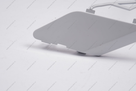 Крышка окна под переднюю буксирную проушину в цвет 221 Ледниковый (белый LADA Vesta FL Lada LADA 8450040057-221