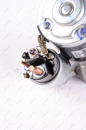 Стартер LADA Largus 8 кл двигат K7M Renault RENAULT 8200815083