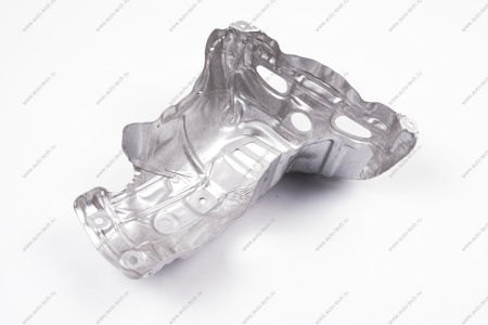 Экран термоизоляционный выпускного коллектора LADA Largus Renault RENAULT 298539845R