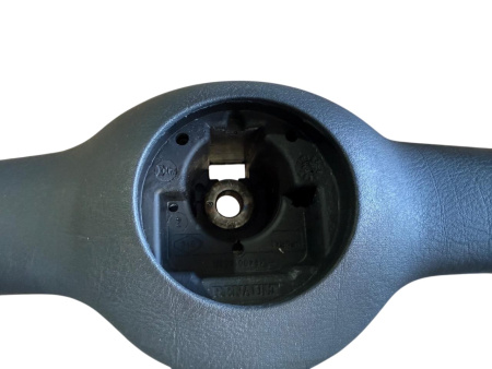 Колесо рулевое RENAULT Logan/Рено Логан без подушки безопасности (с отд пеномат) 6001549992 Renault RENAULT 484001633R