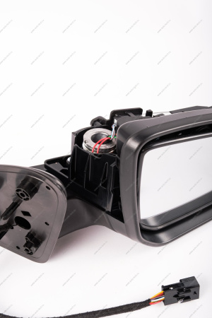 Зеркало наружное заднего вида правое электропривод с повторителем LADA Largus (FL) NEW (без накладки 8450108105) Lada LADA 8450091004