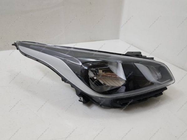 Фара с корректором правая Kia Pio 2017- Bodyparts Bodyparts KARIO17-000-R