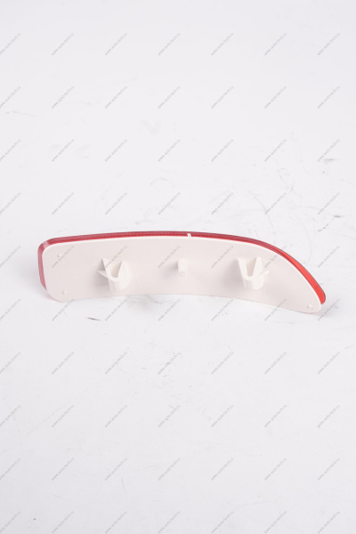 Катафот заднего бампера левый RENAULT Logan/Рено Логан (плас) после 2010 Renault RENAULT 8200751779