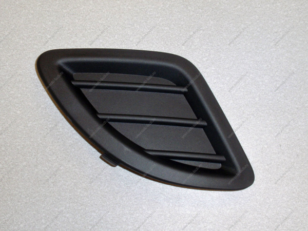 Решетка бампера без отверстия правая 2007-2009г Kia Ceed 2007-2011 KIA HYUNDAI Hyundai/KIA 865641H010