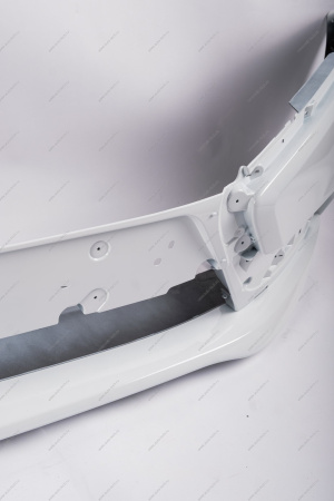 Бампер передний LADA Vesta Sedan/SW в цвет (без заглуш под букс крюк) 221Ледниковый (белый) Кампласт Кампласт 8450006666-221