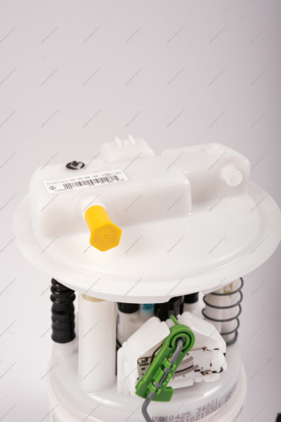 Насос топливный RENAULT Duster двиг.2.0 2WD Renault RENAULT 172022700R