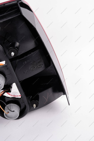 Фонарь ВАЗ-2190 задний правый (седан) (Автосвет) Lada LADA 21900371601000 Фонарь ВАЗ-2190 задний правый (седан) (Автосвет) Lada LADA 21900371601000