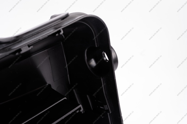 Корпус LADA Vesta монтажного блока моторного отсека Renault RENAULT 243809584R