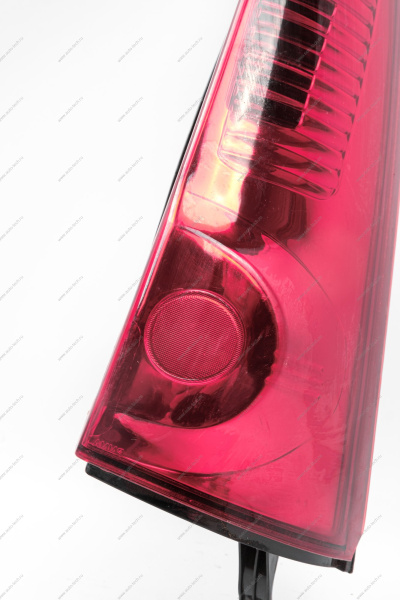 Фара правая под гидрокорректор (FL) LADA GRANTA 2018- ORIGINAL Lada LADA 8460018775