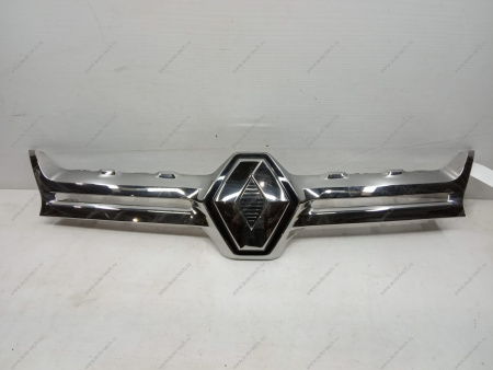 Накладка решетки RENAULT Duster/Duster 2015- радиатора хром NSP Aks NSP07623827948R
