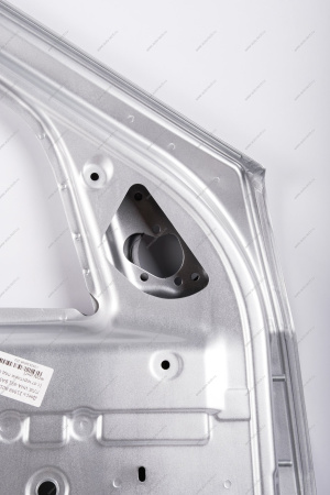 Дверь передняя левая LADA Largus/Лада Ларгус крашеная (с отв. под молдинг) 691 Платина (Серебристый Lada LADA 801013696R-691