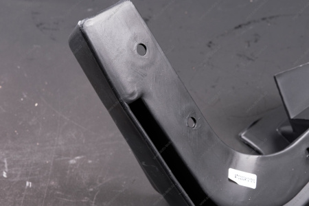 Брызговик Honda Civic 05-12 / Civic USA 05-08 (Спереди/ Справа/ 4D SED) HONDA STHD09016B1