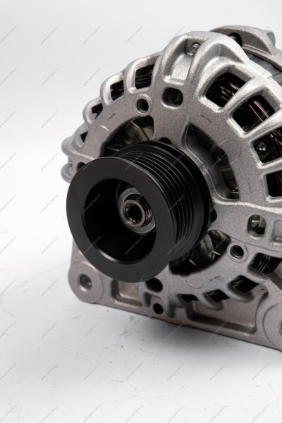 Генератор 125A LADA Largus FL Renault RENAULT 231005933R