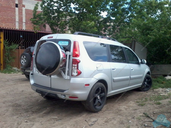 Кронштейн держатель запасного колеса "Поворотный" LADA Largus/Лада Ларгус цвет серебристый Дополнительное оборудование Россия LS-KP-01N-S