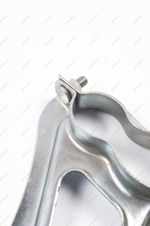 Кр-н крепления приемной трубы ВАЗ-2108/2109 с болтом + прижим Начало НАЧАЛО 2108-1203040/42