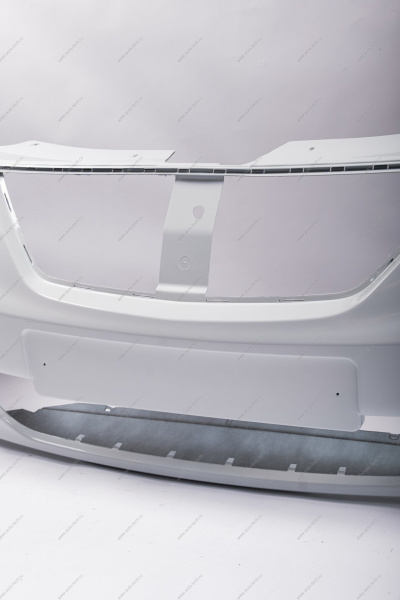 Бампер передний LADA Largus/Лада Ларгус крашеный 221 Ледниковый (Белый) без заглушки под букс. крюк Lada LADA 8450000245-221