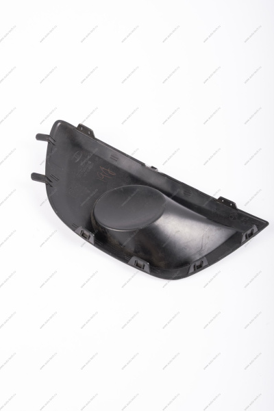 Заглушка противотуманной фары ВАЗ-2191 левая Lada LADA 21910-2803103-00