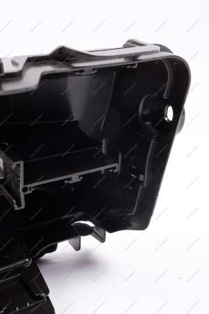 Корпус LADA Largus монтажного блока моторного отсека (без предохранителей) Lada LADA 243809584R