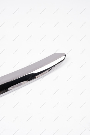 Молдинг LADA XRAY переднего бампера верхний левый хром Lada LADA 620811868R