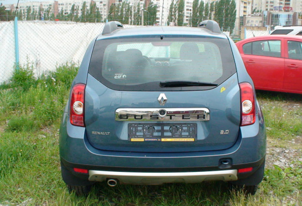 Бампер передний RENAULT Duster крашеный Cиний минерал RNF c отв под птф 2010-2014 Api Api 620220030R-RNF
