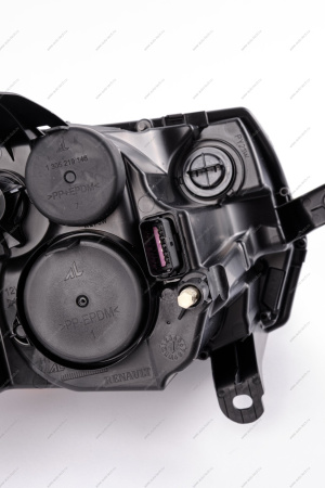 Фара левая (лампа H7) LADA Largus (FL) NEW Lada LADA 8450092037